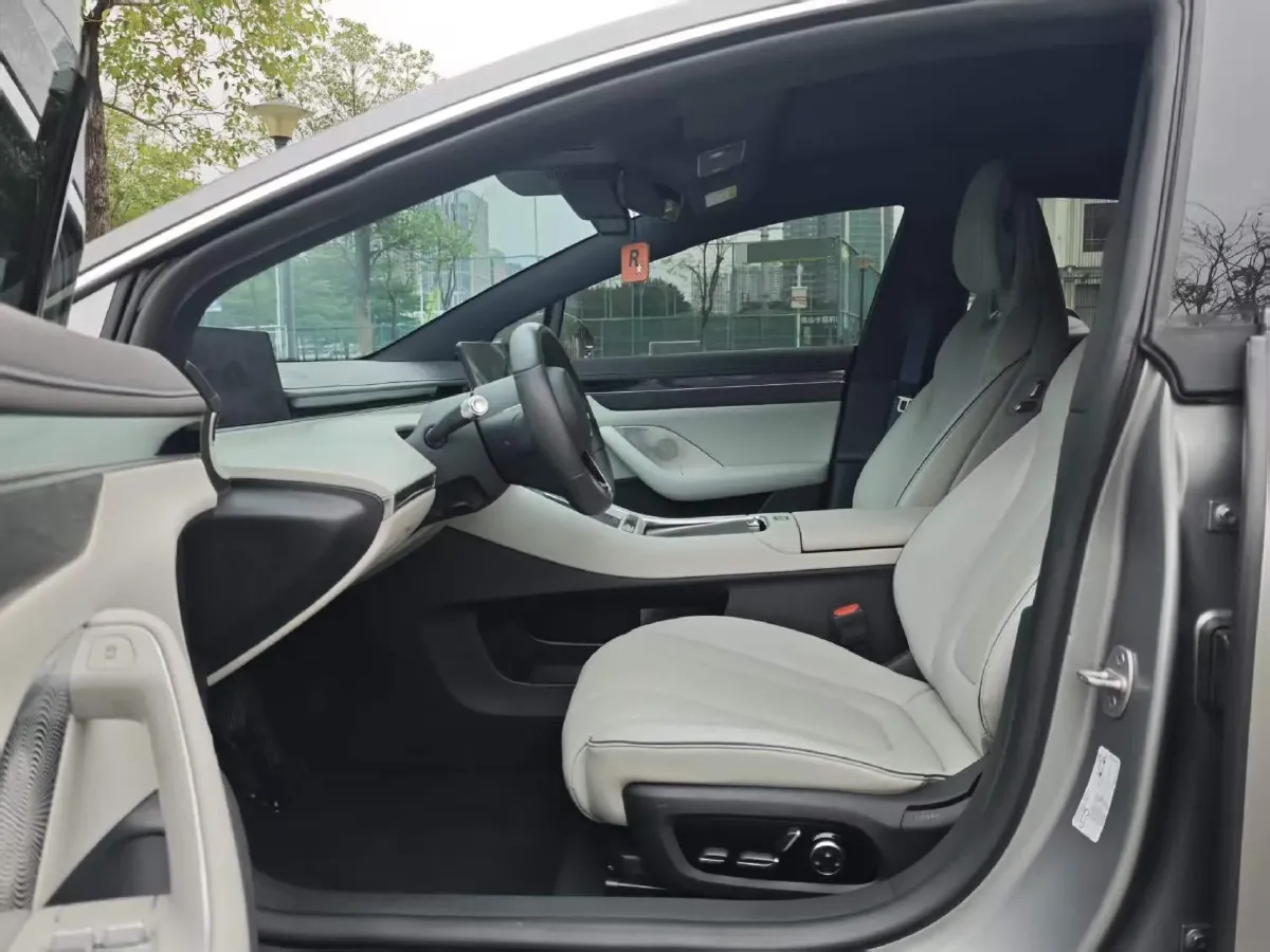 2024 Luxeed S7 BEV 82KWH,autocango,china used car exporter,china ev exporter,chinese used car exporter,chinese used ev exporter