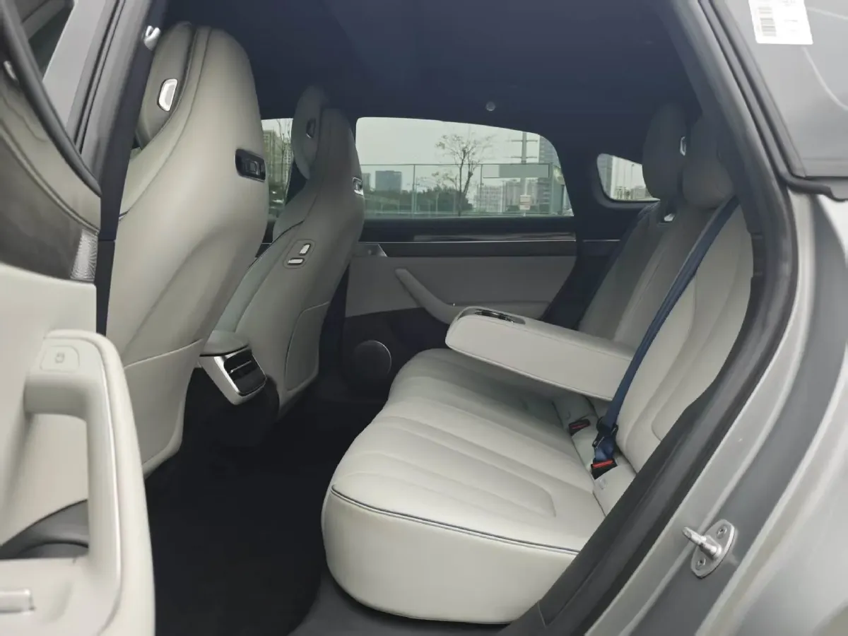 2024 Luxeed S7 BEV 82KWH,autocango,china used car exporter,china ev exporter,chinese used car exporter,chinese used ev exporter