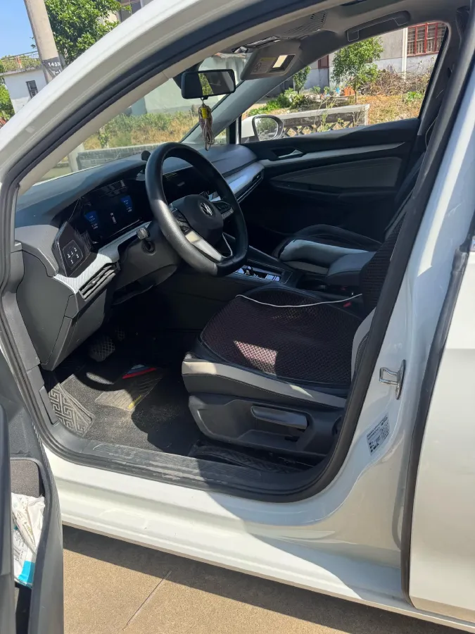 2021 Volkswagen Golf 1.4T 150HP L4 7DCT,autocango,china used car exporter,china ev exporter,chinese used car exporter,chinese used ev exporter