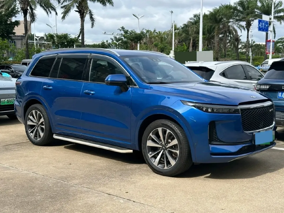 2020 Li ONE Range Extended 131HP REEV 40.5KWH,autocango,china used car exporter,china ev exporter,chinese used car exporter,chinese used ev exporter