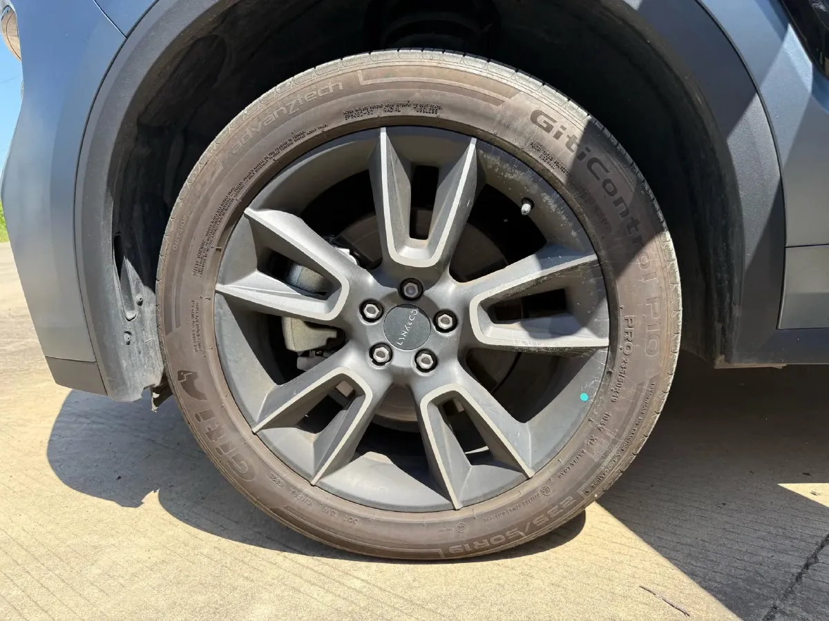2025 LYNK&CO 01 2.0T 254HP L4 8AT,autocango,china used car exporter,china ev exporter,chinese used car exporter,chinese used ev exporter
