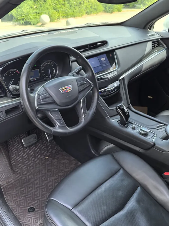 2021 Cadillac XT5 2.0T 237HP L4 9AT,autocango,china used car exporter,china ev exporter,chinese used car exporter,chinese used ev exporter