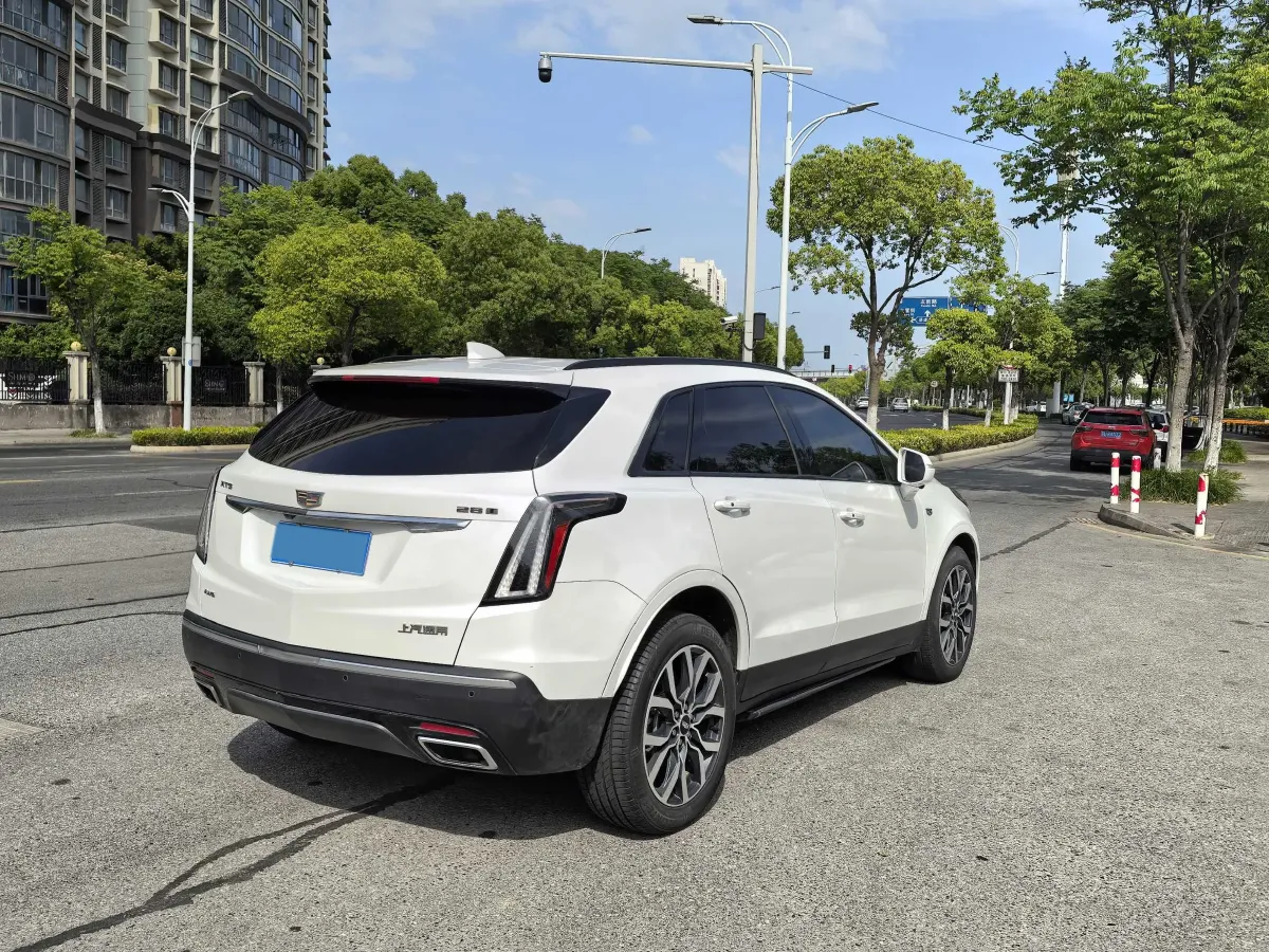 2021 Cadillac XT5 2.0T 237HP L4 9AT,autocango,china used car exporter,china ev exporter,chinese used car exporter,chinese used ev exporter