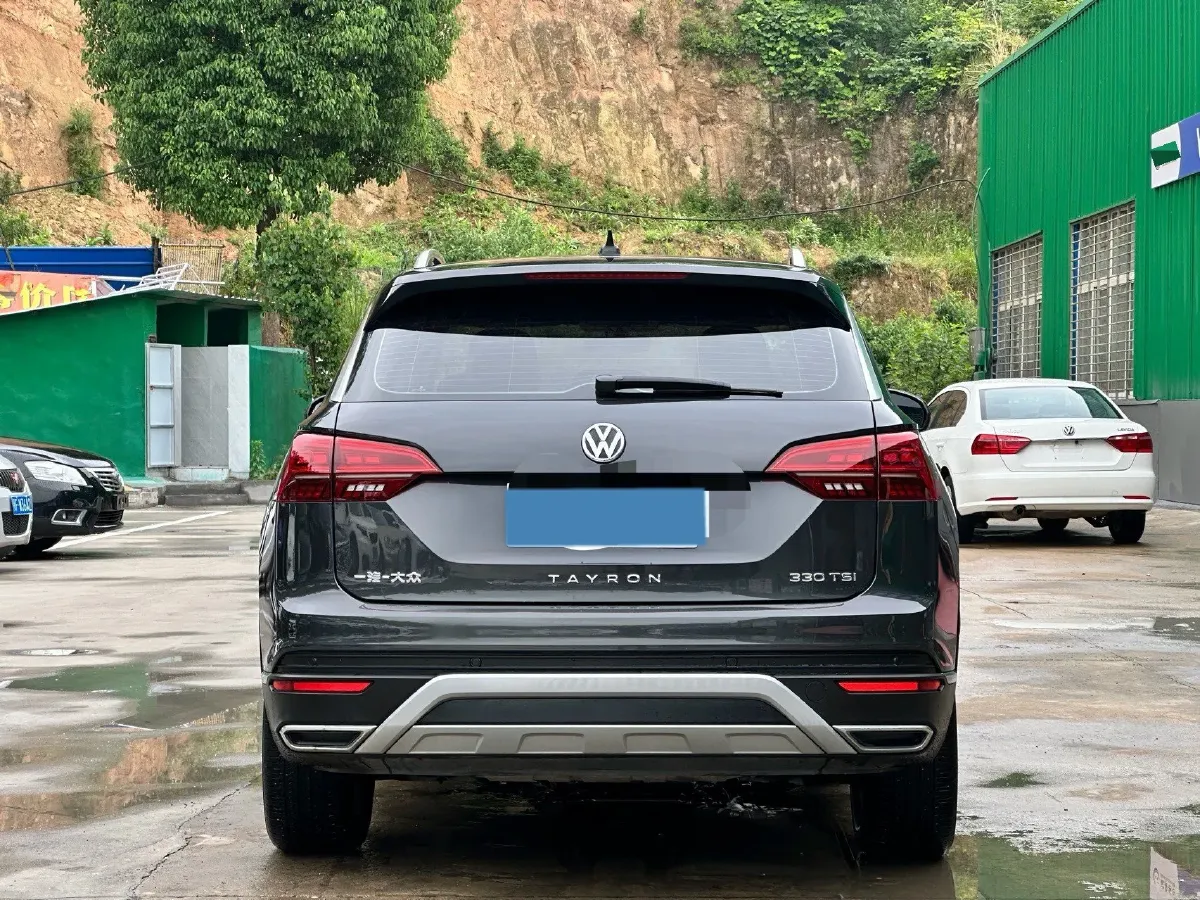 2021 Volkswagen Tayron 2.0T 186HP L4 7DCT,autocango,china used car exporter,china ev exporter,chinese used car exporter,chinese used ev exporter