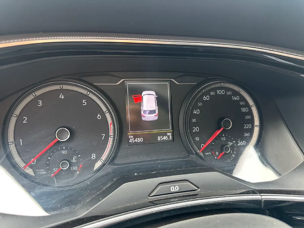 2019 Jeep Cherokee 2.0T 234HP L4 9AT,autocango,china used car exporter,china ev exporter,chinese used car exporter,chinese used ev exporter