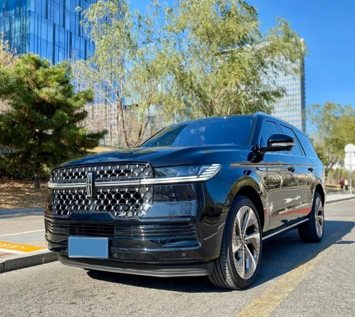 2025 Lincoln Navigator 3.5T 396HP V6 10AT,autocango,china used car exporter,china ev exporter,chinese used car exporter,chinese used ev exporter