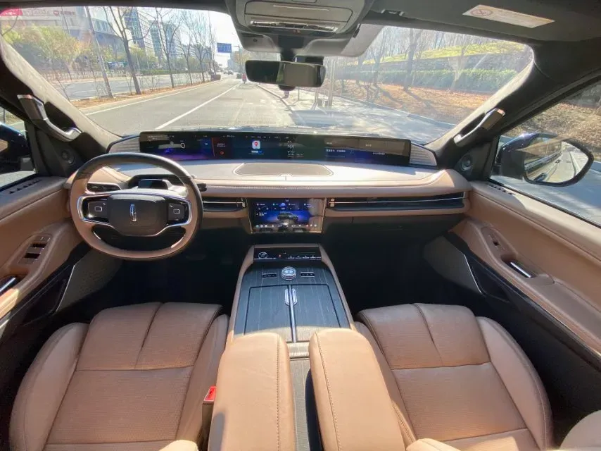 2025 Lincoln Navigator 3.5T 396HP V6 10AT,autocango,china used car exporter,china ev exporter,chinese used car exporter,chinese used ev exporter