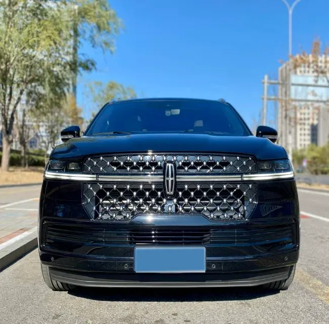 2025 Lincoln Navigator 3.5T 396HP V6 10AT,autocango,china used car exporter,china ev exporter,chinese used car exporter,chinese used ev exporter