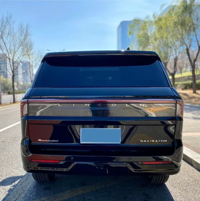 2025 Lincoln Navigator 3.5T 396HP V6 10AT,autocango,china used car exporter,china ev exporter,chinese used car exporter,chinese used ev exporter