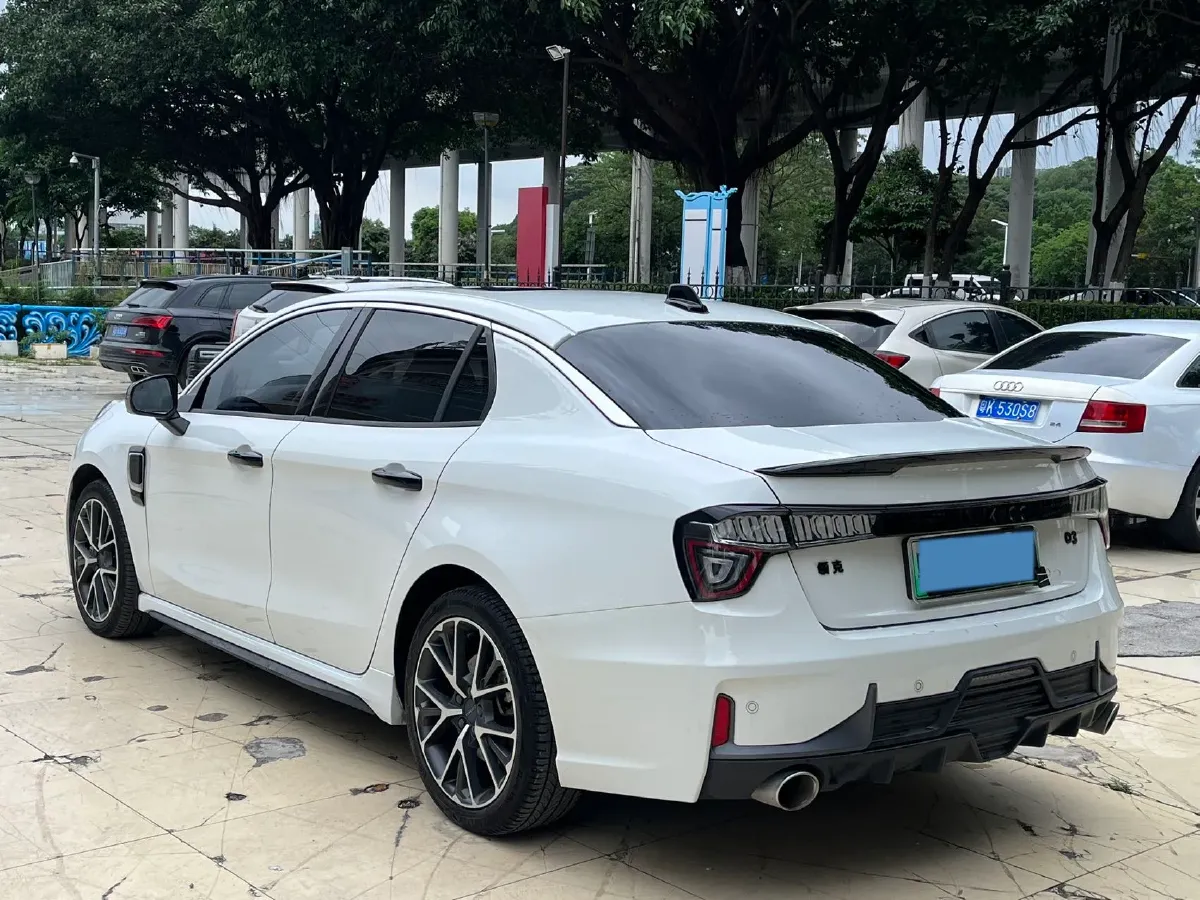 2021 LYNK&CO 03 New Energy 1.5T 180HP L3 7DCT PHEV 9.4KWH,autocango,china used car exporter,china ev exporter,chinese used car exporter,chinese used ev exporter