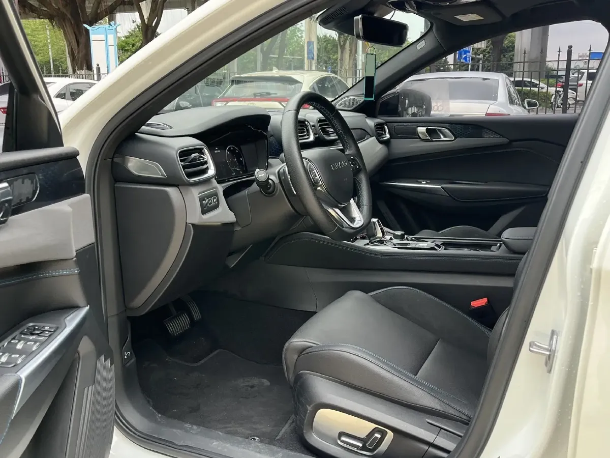 2021 LYNK&CO 03 New Energy 1.5T 180HP L3 7DCT PHEV 9.4KWH,autocango,china used car exporter,china ev exporter,chinese used car exporter,chinese used ev exporter