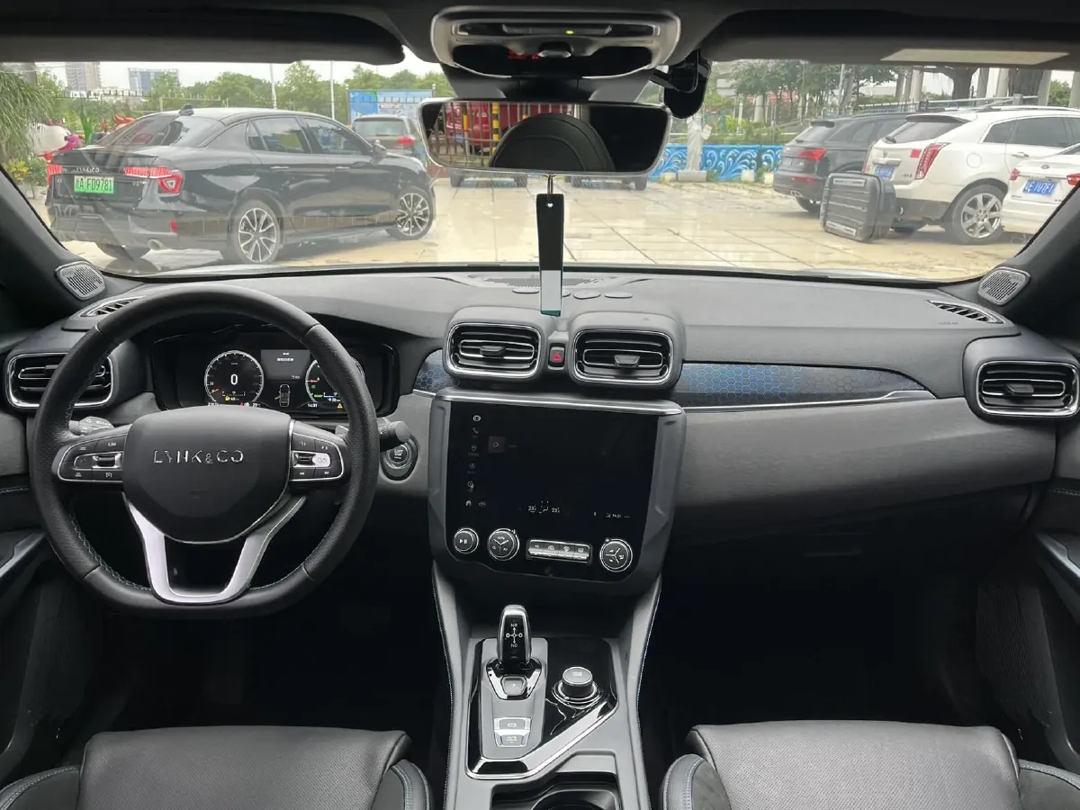 2021 LYNK&CO 03 New Energy 1.5T 180HP L3 7DCT PHEV 9.4KWH,autocango,china used car exporter,china ev exporter,chinese used car exporter,chinese used ev exporter