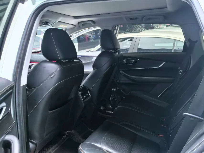 2019 Chery Tiggo 8 1.6T 197HP L4 7DCT,autocango,china used car exporter,china ev exporter,chinese used car exporter,chinese used ev exporter