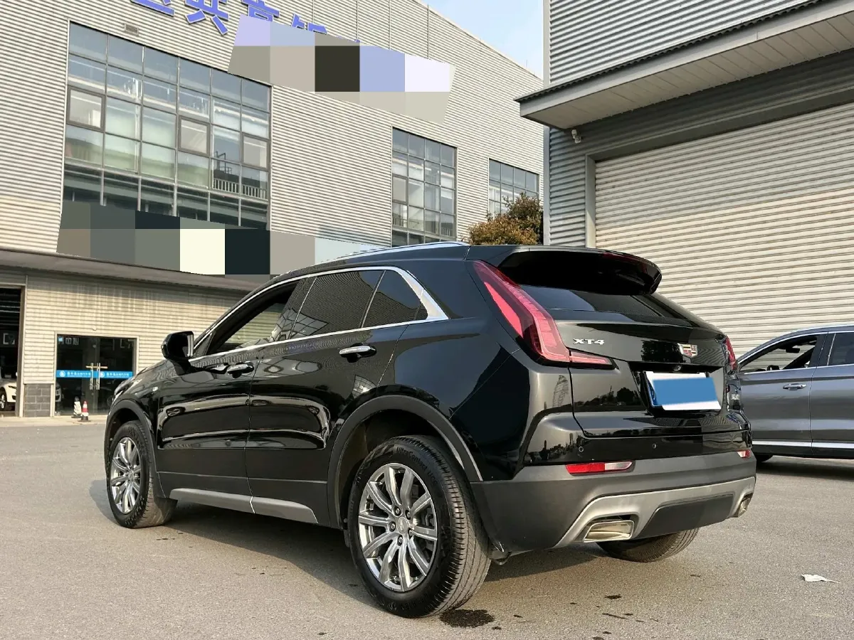 2021 Cadillac XT4 2.0T 237HP L4 9AT,autocango,china used car exporter,china ev exporter,chinese used car exporter,chinese used ev exporter
