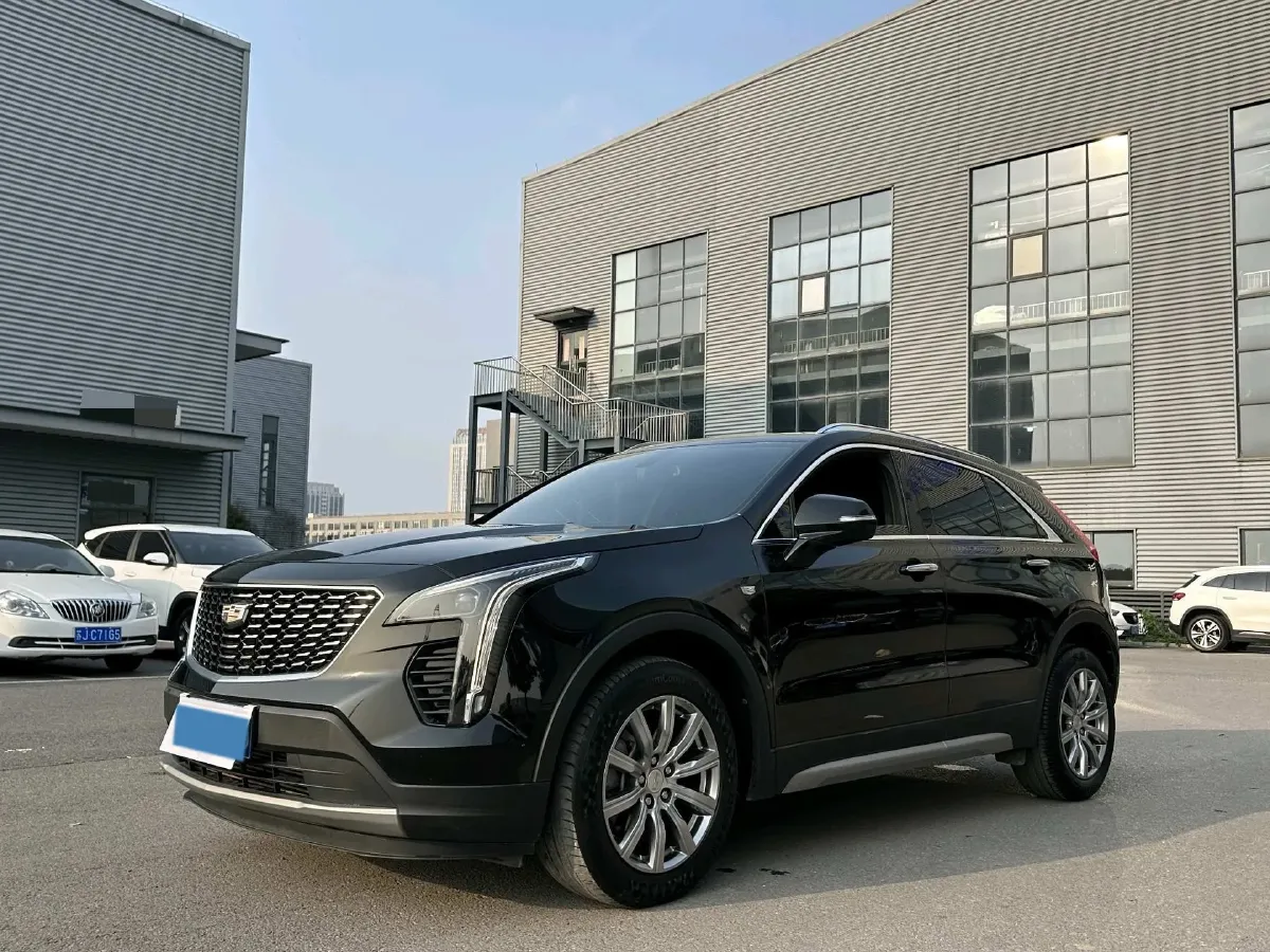 2021 Cadillac XT4 2.0T 237HP L4 9AT,autocango,china used car exporter,china ev exporter,chinese used car exporter,chinese used ev exporter