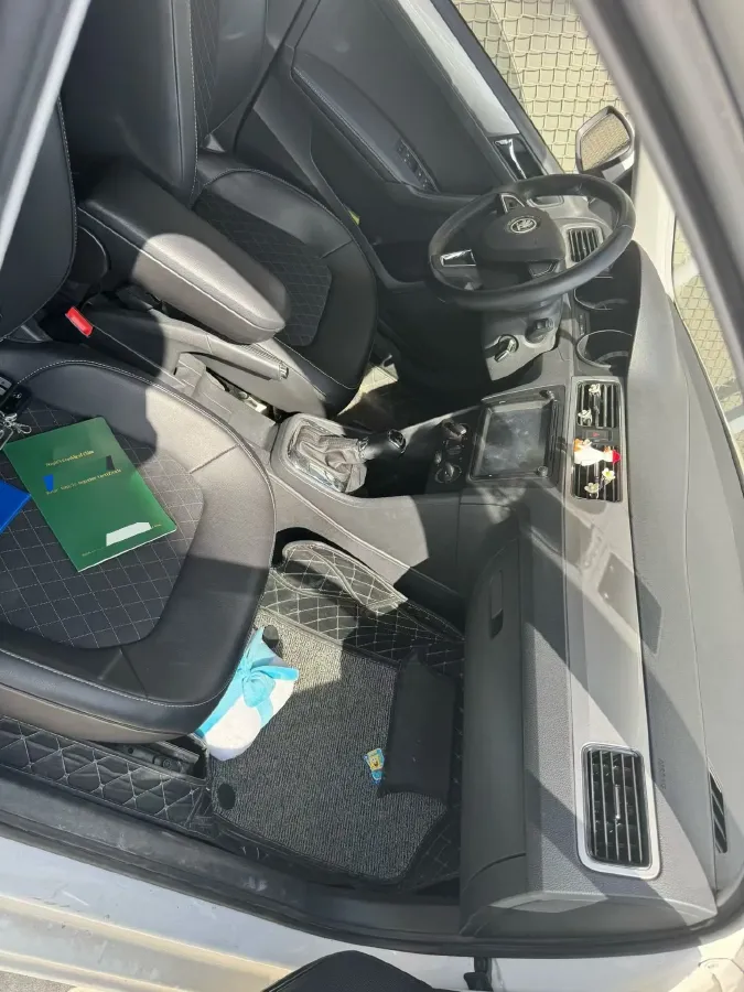 2018 Skoda Rapid Spaceback 1.6L 110HP L4 6AT,autocango,china used car exporter,china ev exporter,chinese used car exporter,chinese used ev exporter