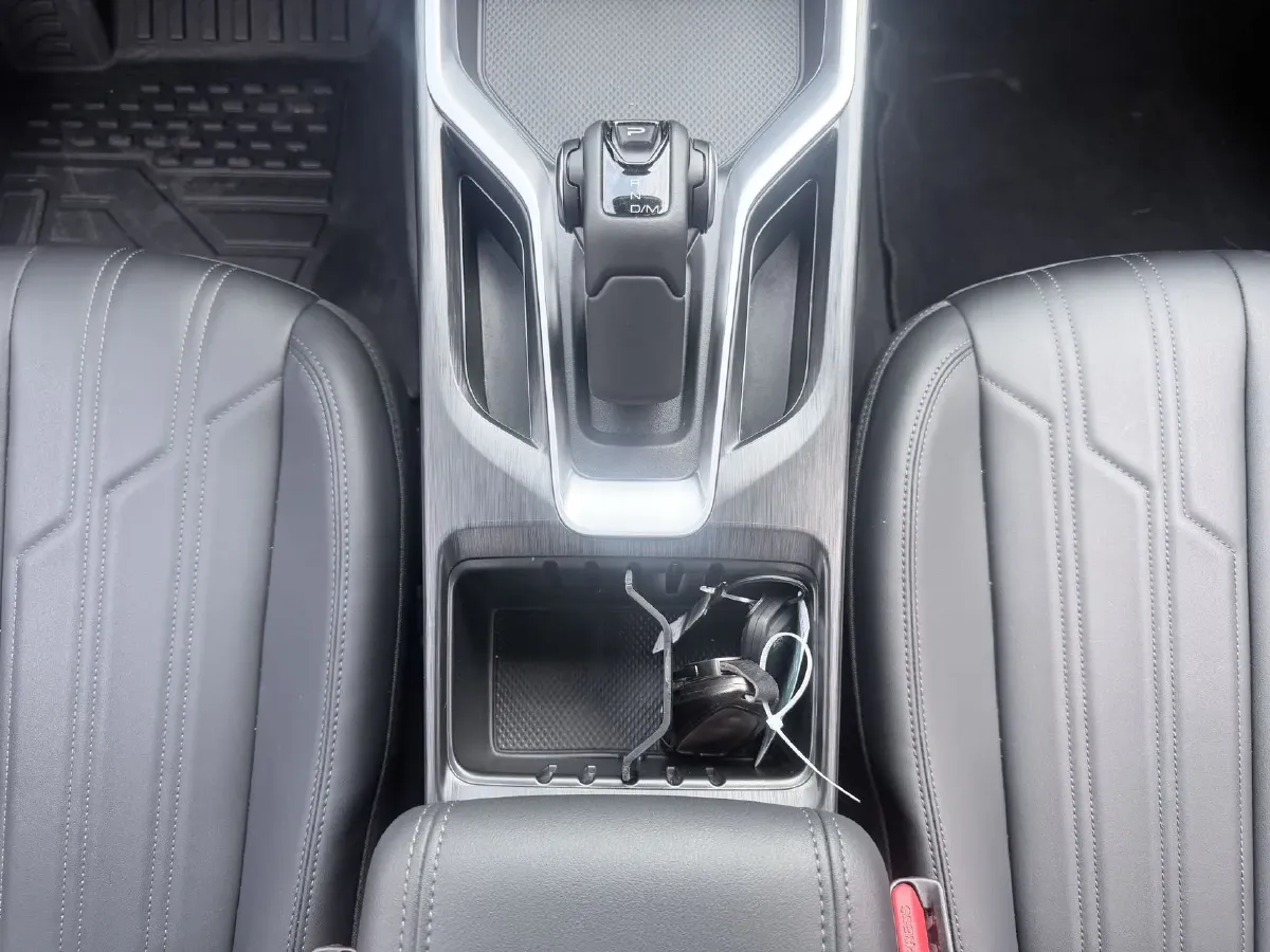 2023 Haval H5 2.0T 224HP L4 8AT,autocango,china used car exporter,china ev exporter,chinese used car exporter,chinese used ev exporter