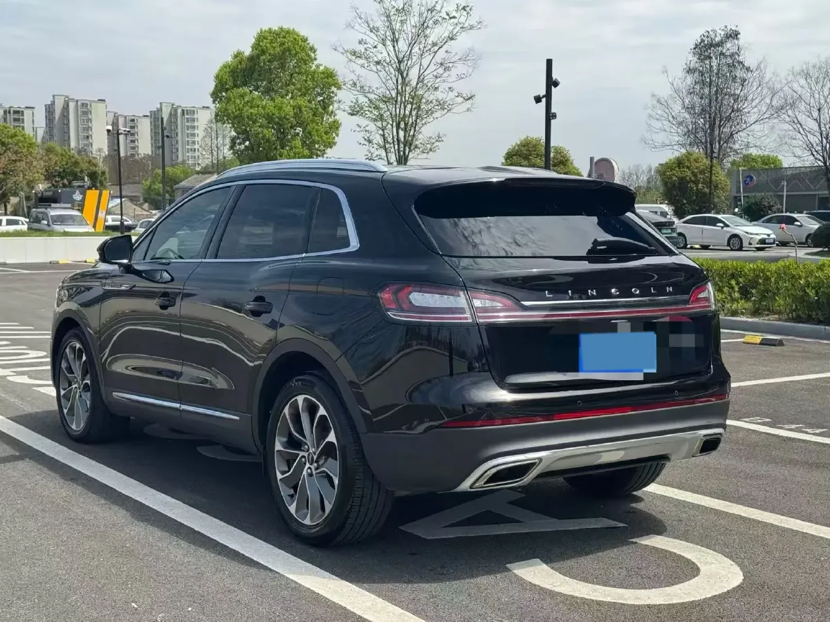2021 Lincoln Nautilus 2.0T 245HP L4 8AT,autocango,china used car exporter,china ev exporter,chinese used car exporter,chinese used ev exporter