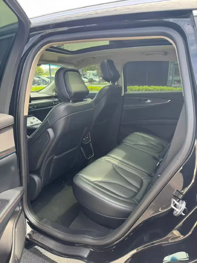 2021 Lincoln Nautilus 2.0T 245HP L4 8AT,autocango,china used car exporter,china ev exporter,chinese used car exporter,chinese used ev exporter