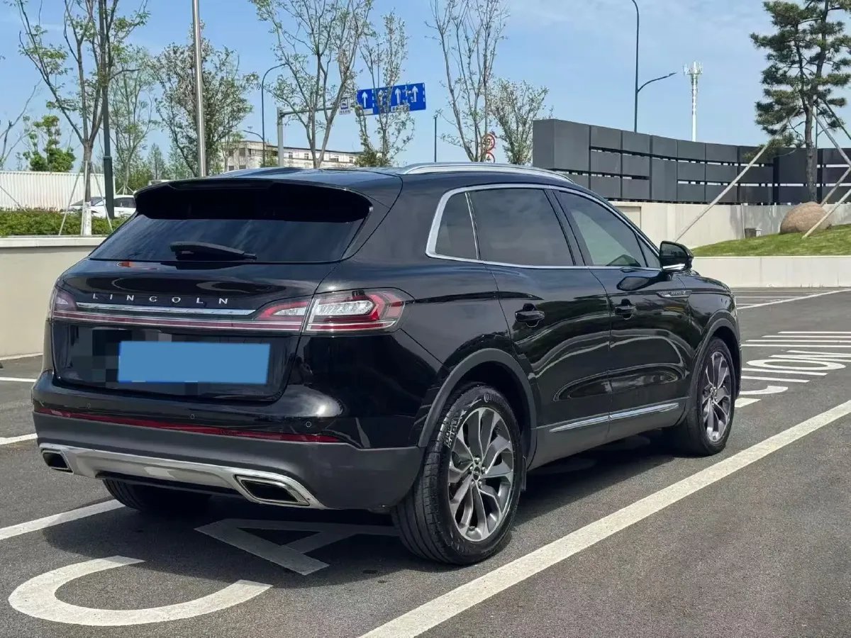 2021 Lincoln Nautilus 2.0T 245HP L4 8AT,autocango,china used car exporter,china ev exporter,chinese used car exporter,chinese used ev exporter