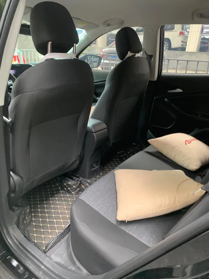 2019 Chevrolet Trax 1.0T 125HP L3 6AT,autocango,china used car exporter,china ev exporter,chinese used car exporter,chinese used ev exporter
