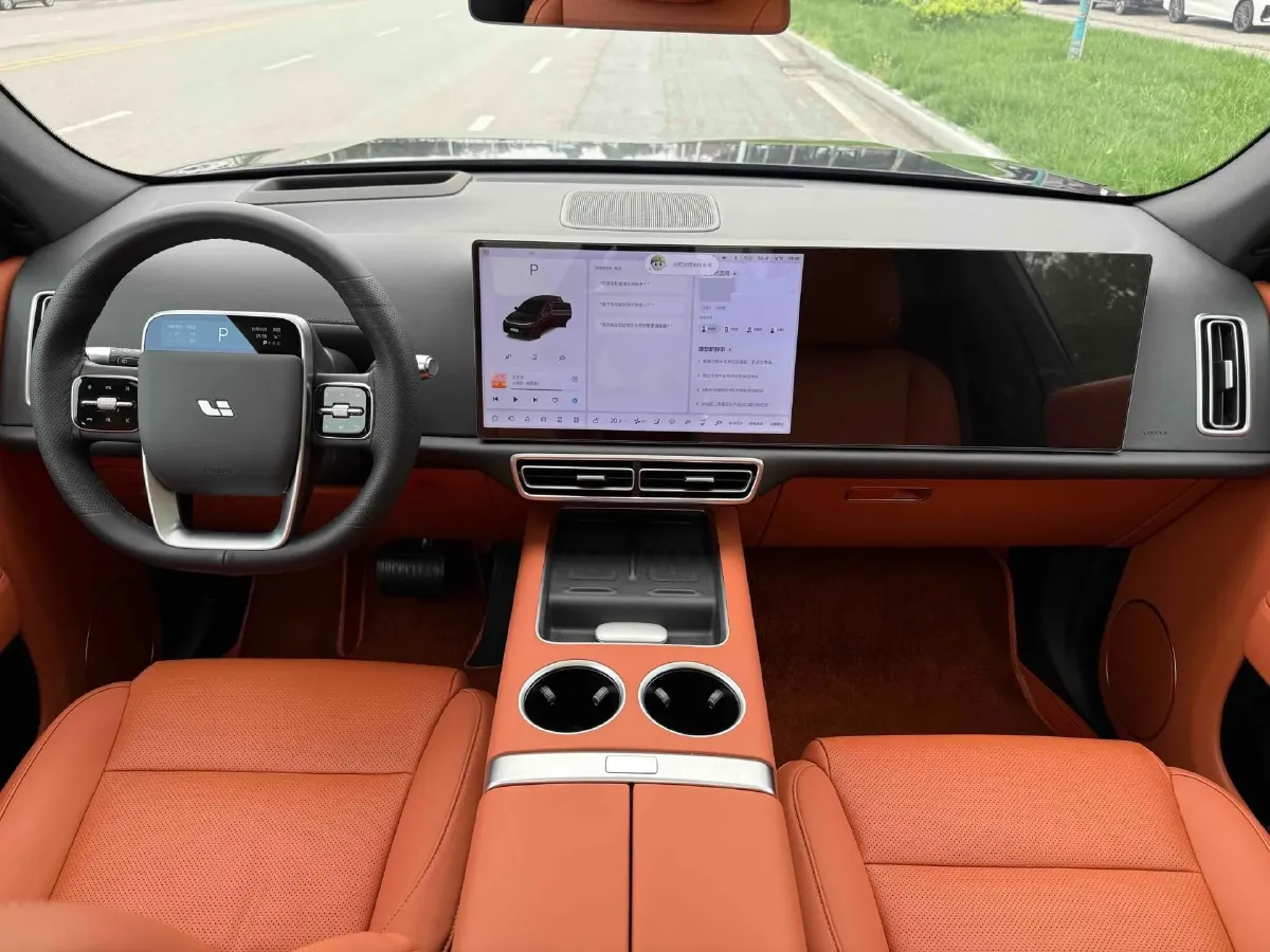 2024 Li L7 Range Extended 154HP REEV 42.8KWH,autocango,china used car exporter,china ev exporter,chinese used car exporter,chinese used ev exporter
