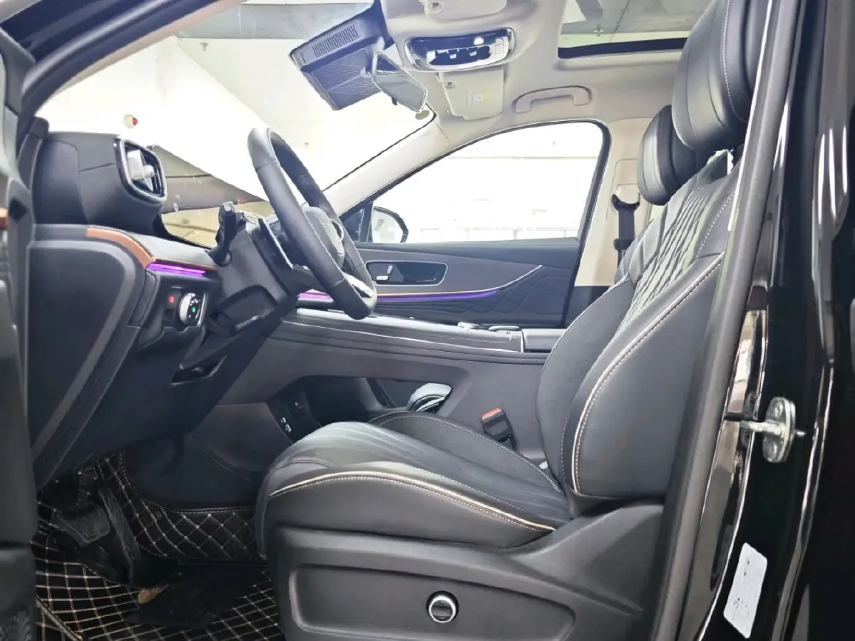 2023 Chery Tiggo 9 2.0T 261HP L4 8AT,autocango,china used car exporter,china ev exporter,chinese used car exporter,chinese used ev exporter