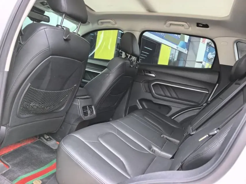 2017 Haval H6 2.0T 197HP L4 7DCT,autocango,china used car exporter,china ev exporter,chinese used car exporter,chinese used ev exporter
