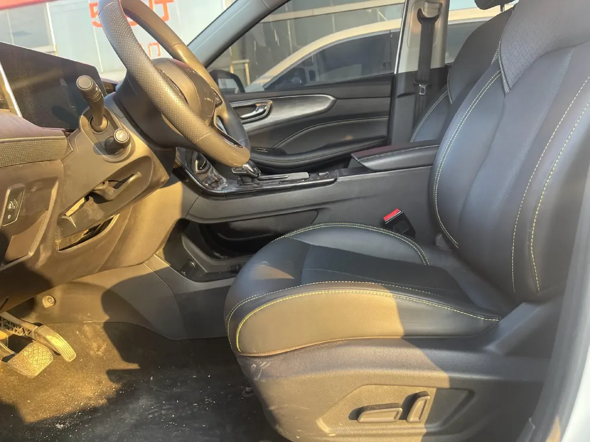 2021 Roewe RX5 1.5T 181HP L4 7DCT,autocango,china used car exporter,china ev exporter,chinese used car exporter,chinese used ev exporter