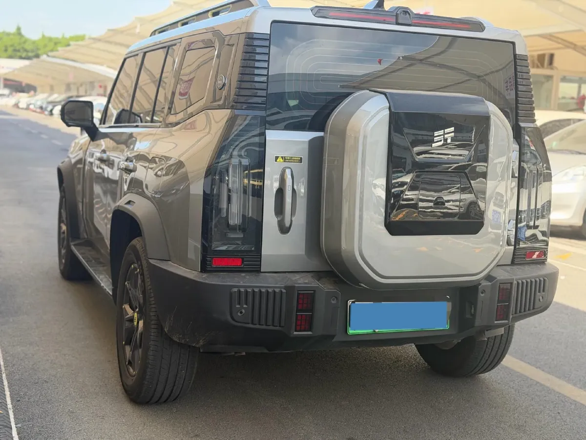 2024 Jetour ShanHai TravellerC-DM 1.5T 156HP L4 3DHT PHEV 26.7KWH,autocango,china used car exporter,china ev exporter,chinese used car exporter,chinese used ev exporter