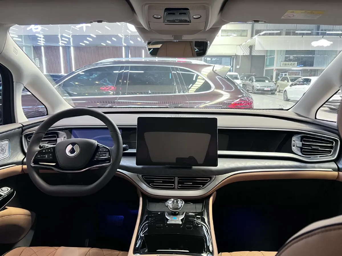 2024 Denza D9 1.5T 139HP L4 E-CVT PHEV 40KWH,autocango,china used car exporter,china ev exporter,chinese used car exporter,chinese used ev exporter