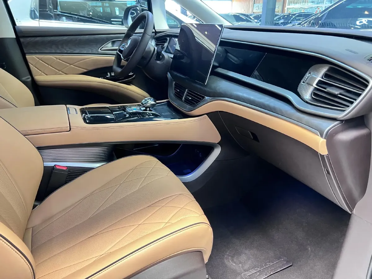 2024 Denza D9 1.5T 139HP L4 E-CVT PHEV 40KWH,autocango,china used car exporter,china ev exporter,chinese used car exporter,chinese used ev exporter