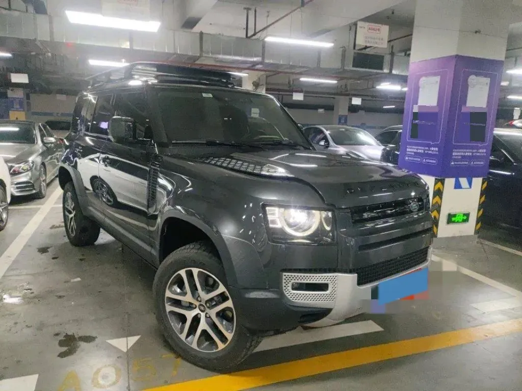 2024 Land Rover Defender 3.0T 400HP L6 8AT,autocango,china used car exporter,china ev exporter,chinese used car exporter,chinese used ev exporter