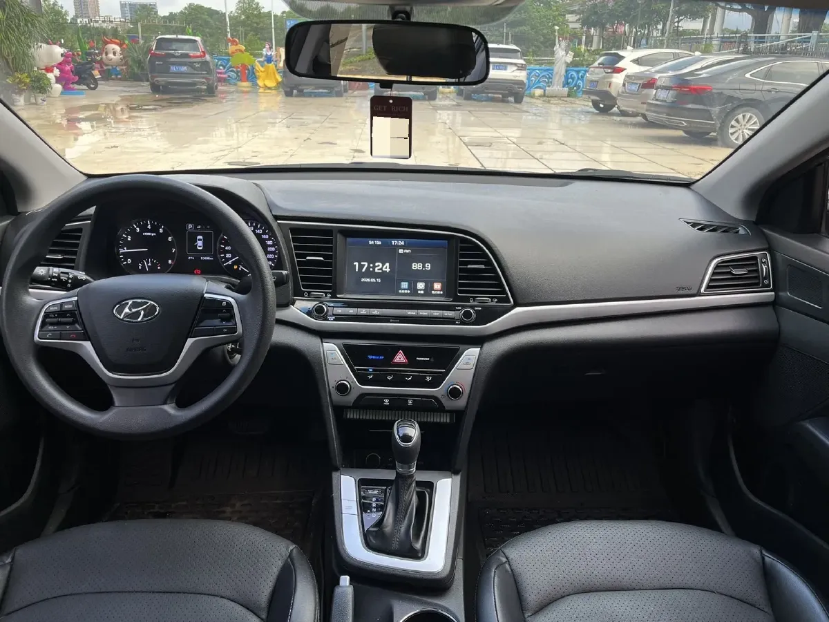 2016 Hyundai Elantra 1.6L 130HP L4 6AT,autocango,china used car exporter,china ev exporter,chinese used car exporter,chinese used ev exporter