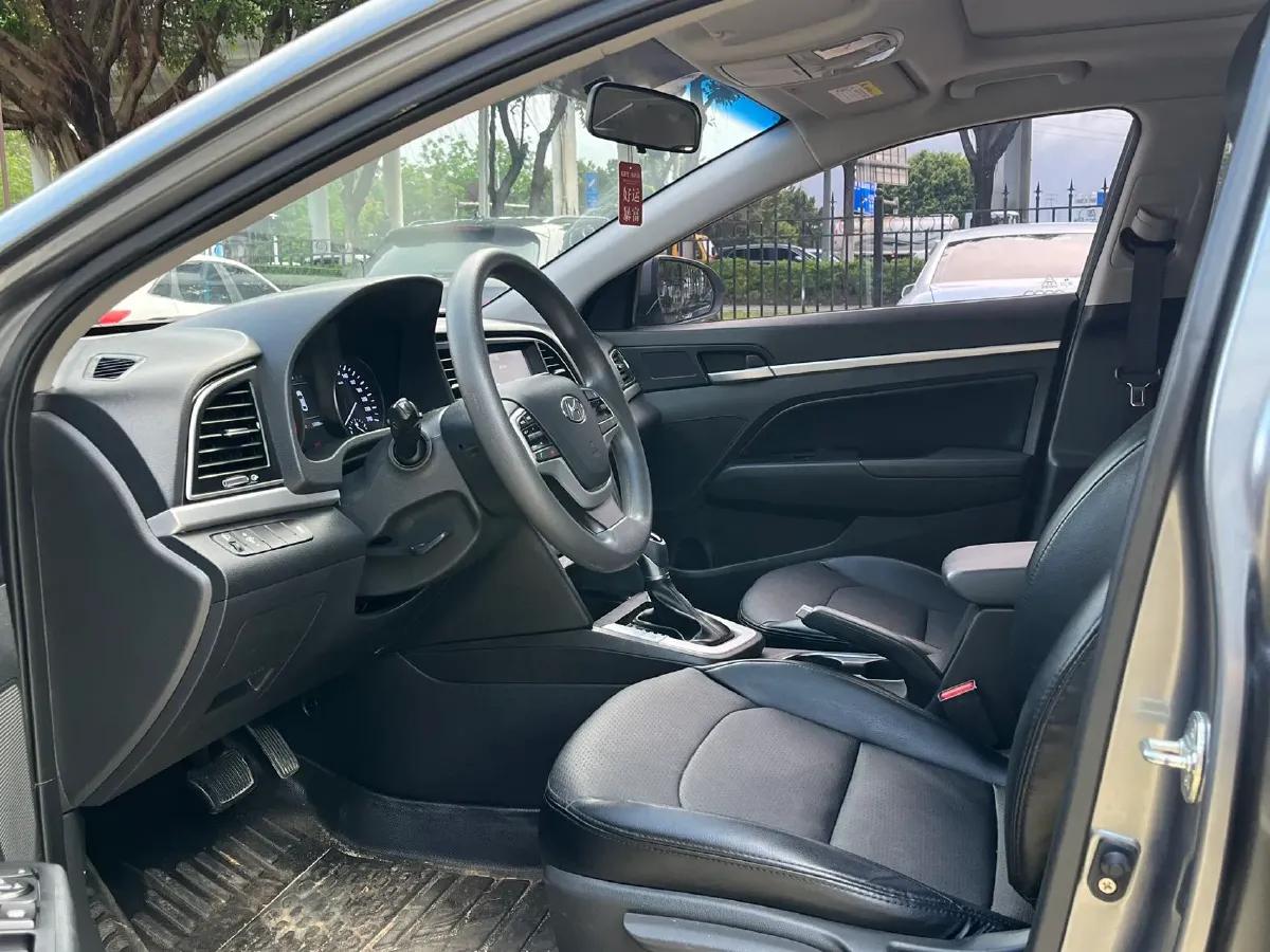 2016 Hyundai Elantra 1.6L 130HP L4 6AT,autocango,china used car exporter,china ev exporter,chinese used car exporter,chinese used ev exporter