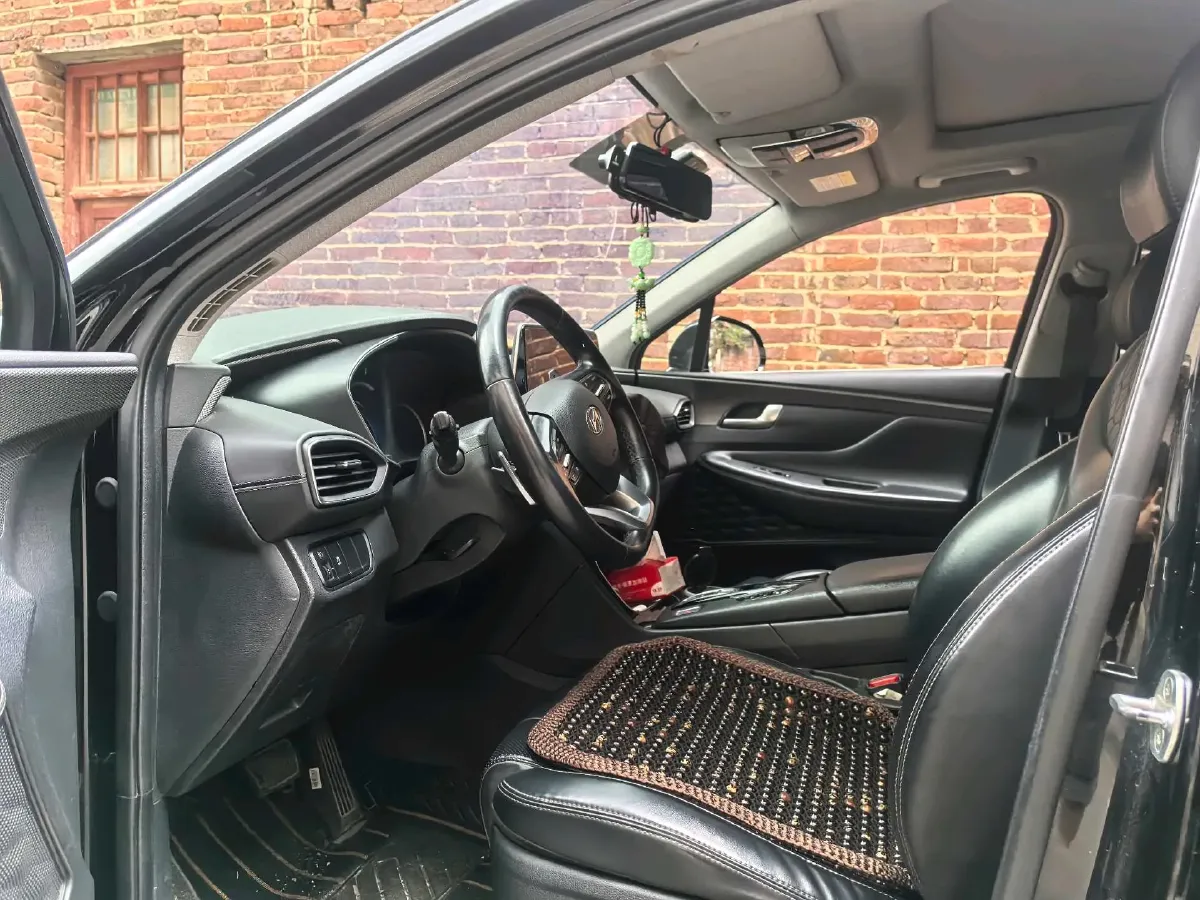 2021 Toyota RAV4 2.5L 178HP L4 E-CVT Hybrid,autocango,china used car exporter,china ev exporter,chinese used car exporter,chinese used ev exporter