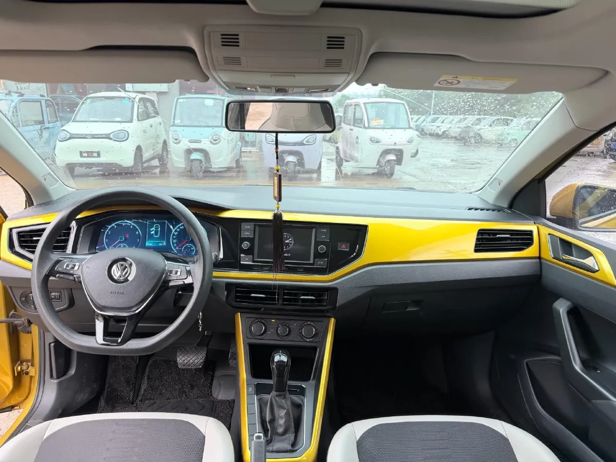 2019 Volkswagen Polo 1.5L 113HP L4 6AT,autocango,china used car exporter,china ev exporter,chinese used car exporter,chinese used ev exporter
