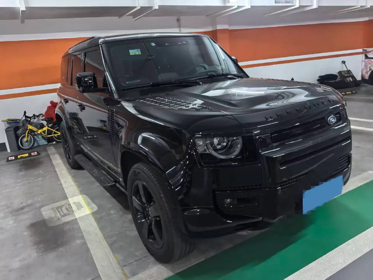 2024 Land Rover Defender 3.0T 400HP L6 8AT,autocango,china used car exporter,china ev exporter,chinese used car exporter,chinese used ev exporter