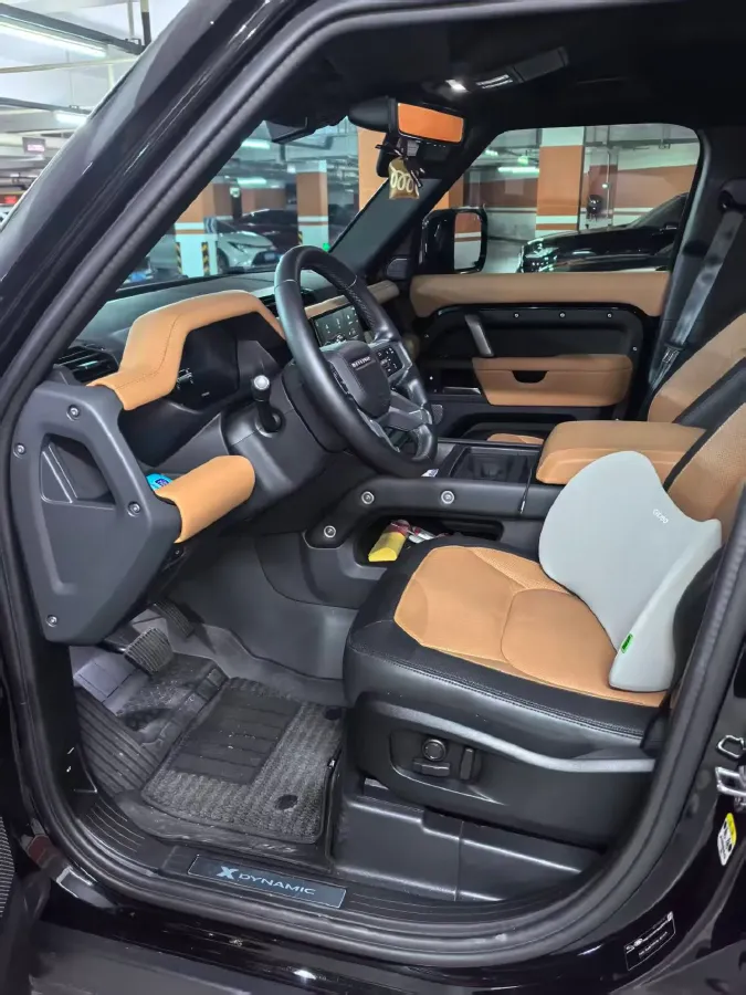 2024 Land Rover Defender 3.0T 400HP L6 8AT,autocango,china used car exporter,china ev exporter,chinese used car exporter,chinese used ev exporter