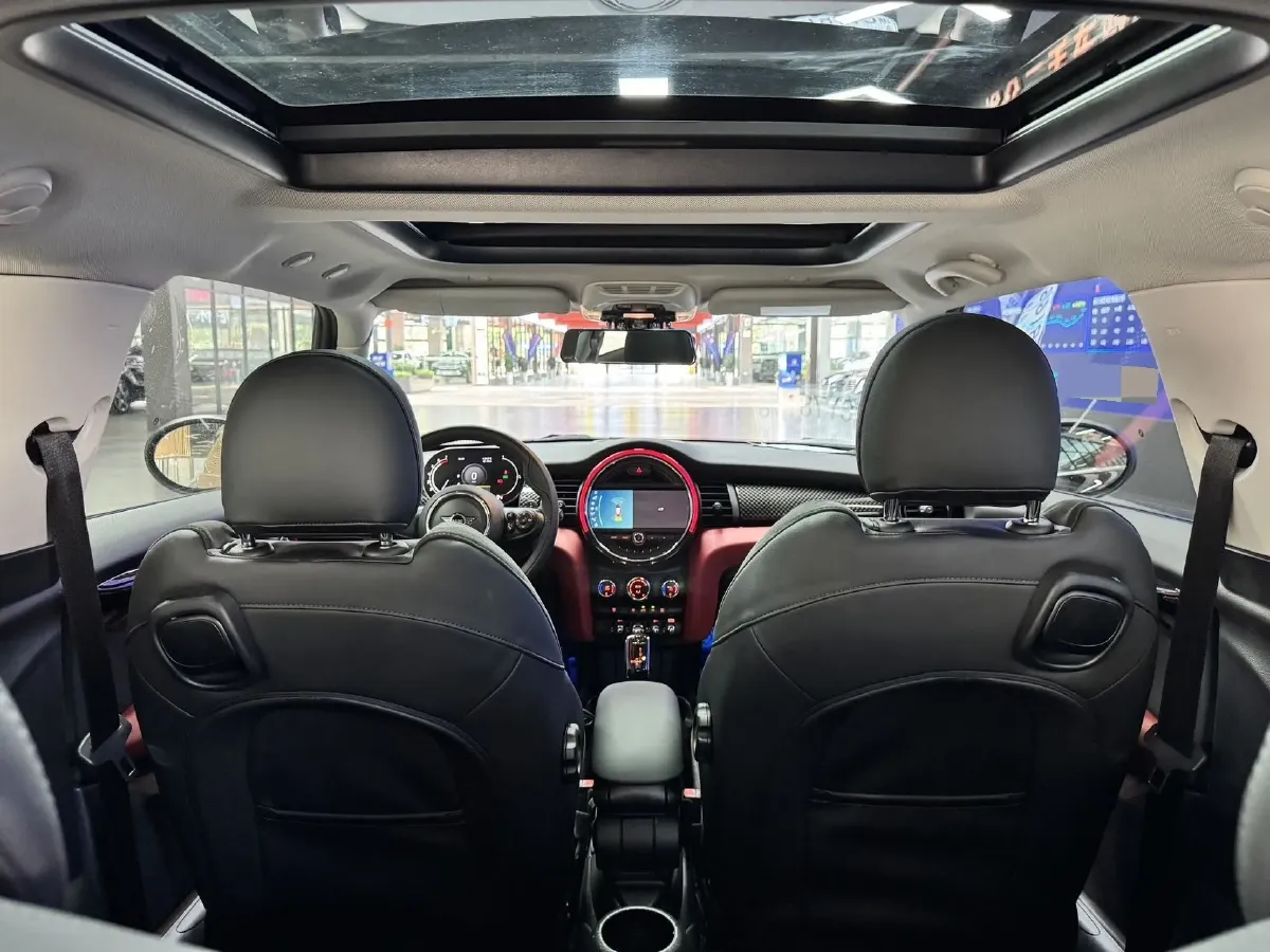 2019 MINI MINI 2.0T 192HP L4 7DCT,autocango,china used car exporter,china ev exporter,chinese used car exporter,chinese used ev exporter