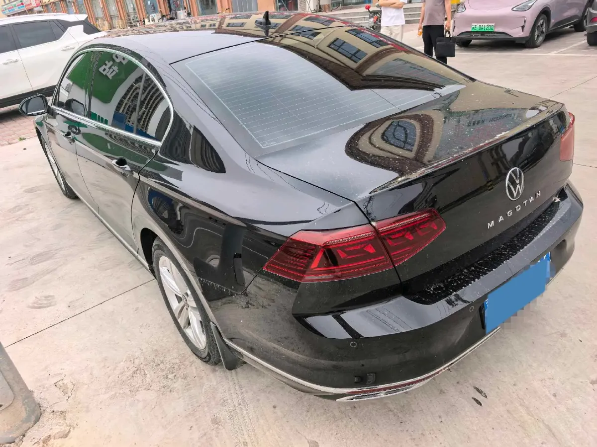 2023 Volkswagen Magotan 1.4T 150HP L4 7DCT,autocango,china used car exporter,china ev exporter,chinese used car exporter,chinese used ev exporter