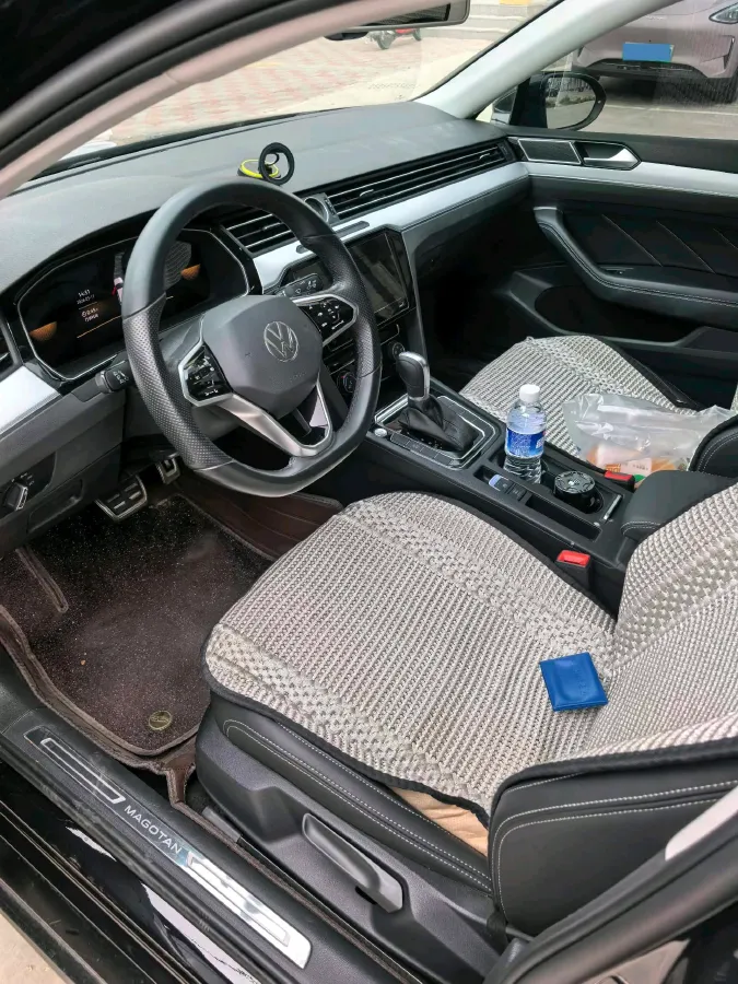 2023 Volkswagen Magotan 1.4T 150HP L4 7DCT,autocango,china used car exporter,china ev exporter,chinese used car exporter,chinese used ev exporter
