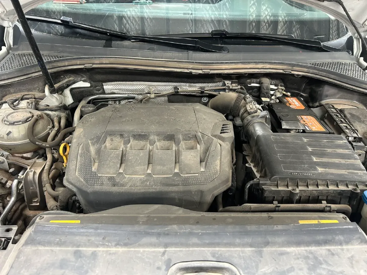 2021 Volkswagen Tayron 2.0T 186HP L4 7DCT,autocango,china used car exporter,china ev exporter,chinese used car exporter,chinese used ev exporter