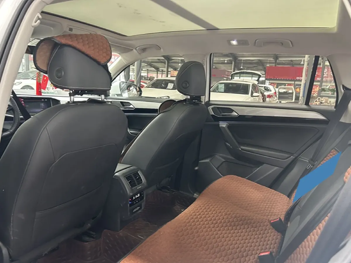 2021 Volkswagen Tayron 2.0T 186HP L4 7DCT,autocango,china used car exporter,china ev exporter,chinese used car exporter,chinese used ev exporter