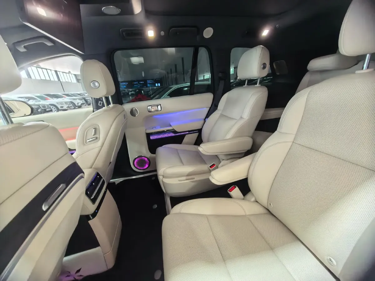 2022 Li L9 Range Extended 154HP REEV 42.6KWH,autocango,china used car exporter,china ev exporter,chinese used car exporter,chinese used ev exporter