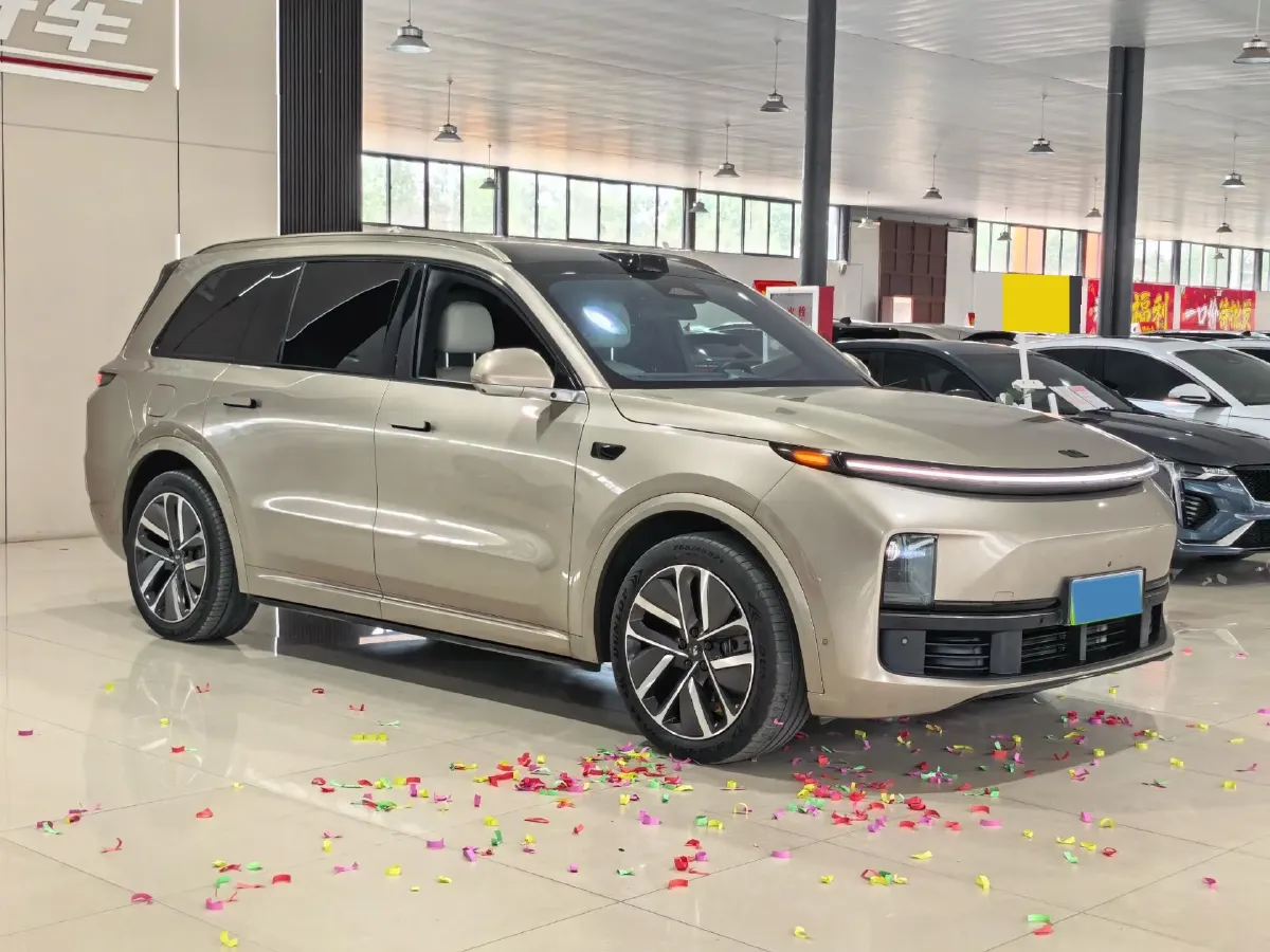 2022 Li L9 Range Extended 154HP REEV 42.6KWH,autocango,china used car exporter,china ev exporter,chinese used car exporter,chinese used ev exporter