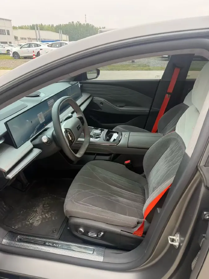 2024 Geely Galaxy E8 BEV 75.6KWH,autocango,china used car exporter,china ev exporter,chinese used car exporter,chinese used ev exporter