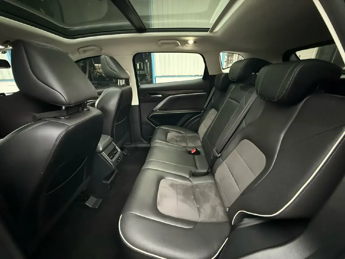 2021 Haval H6 2.0T 224HP L4 7DCT,autocango,china used car exporter,china ev exporter,chinese used car exporter,chinese used ev exporter