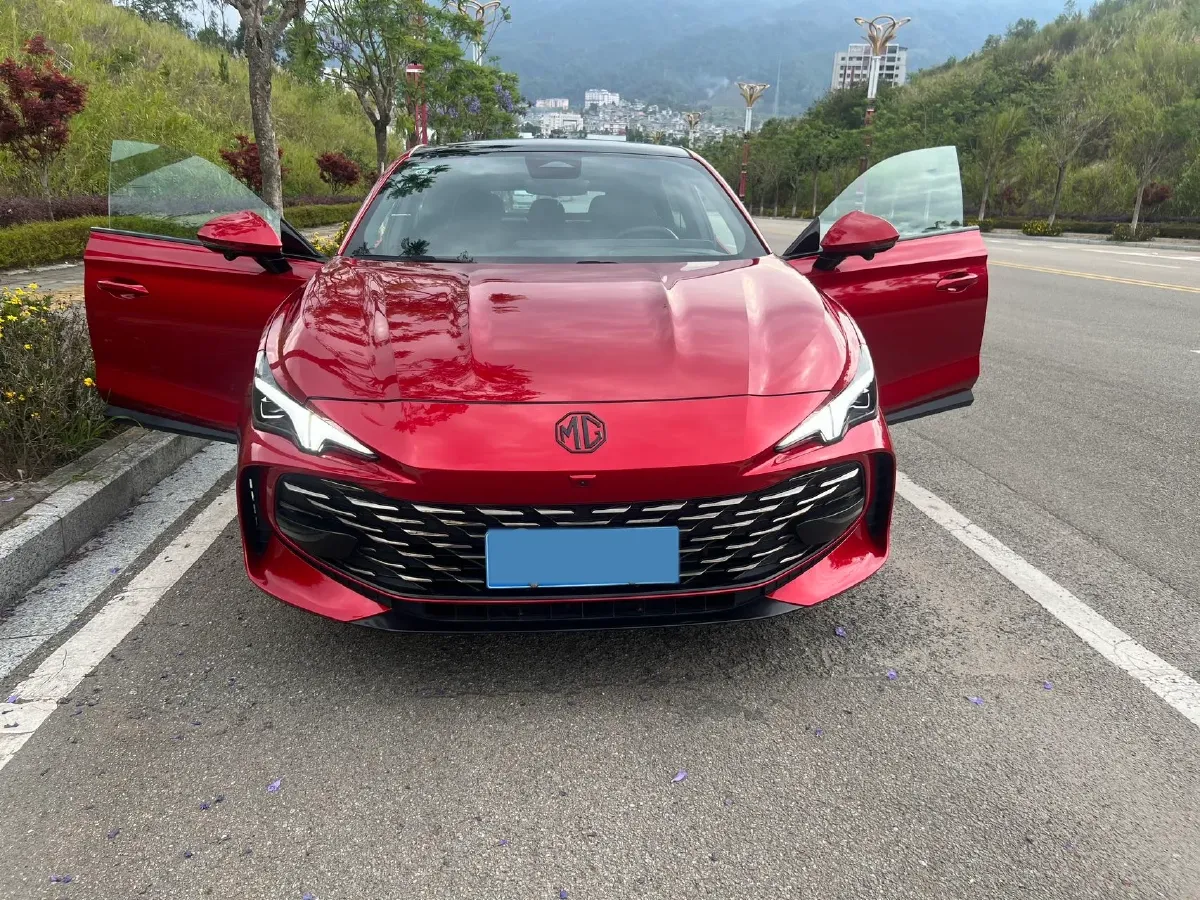 2023 MG 7 1.5T 188HP L4 7DCT,autocango,china used car exporter,china ev exporter,chinese used car exporter,chinese used ev exporter