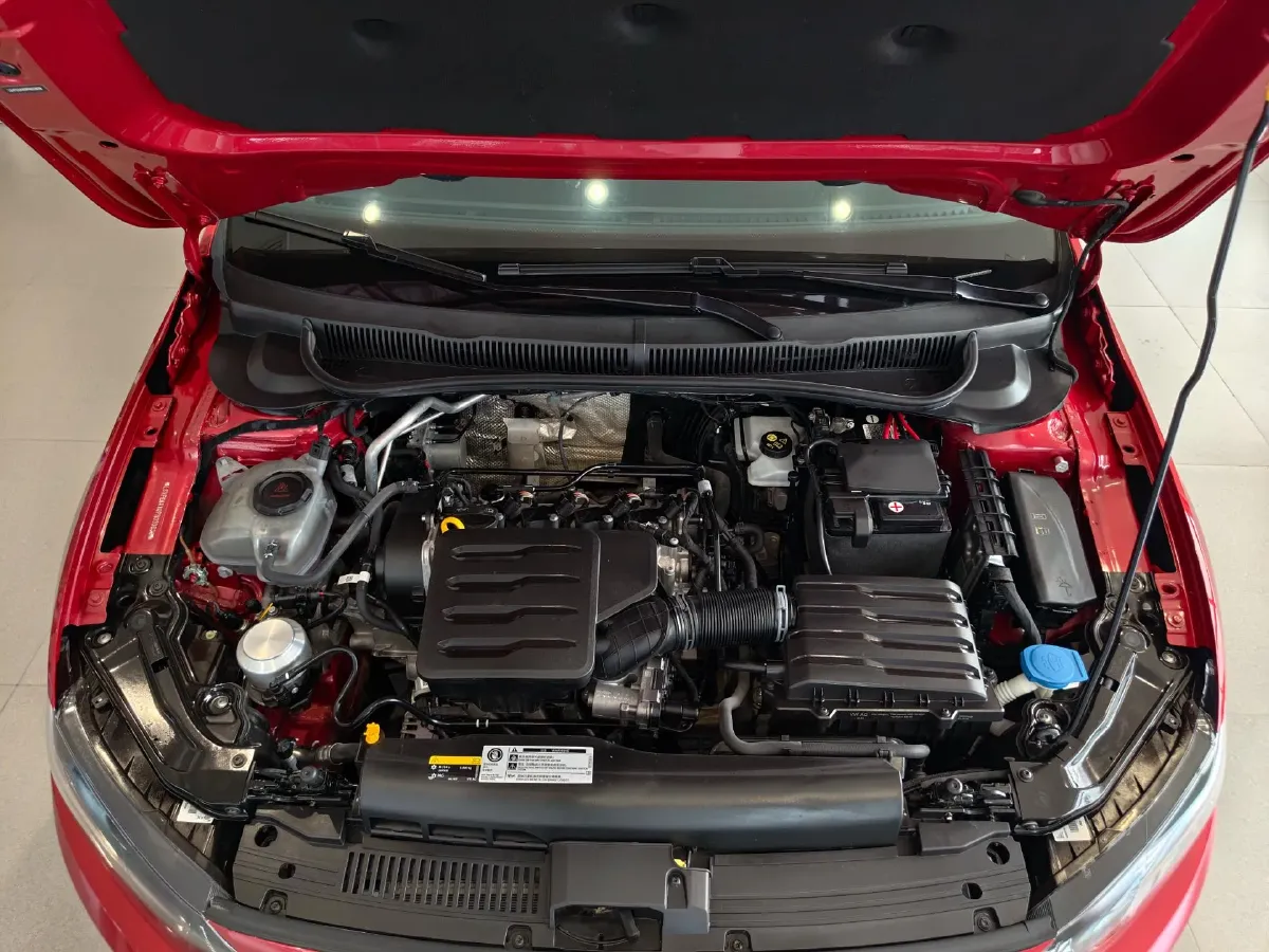 2023 Volkswagen Polo 1.5L 110HP L4 6AT,autocango,china used car exporter,china ev exporter,chinese used car exporter,chinese used ev exporter